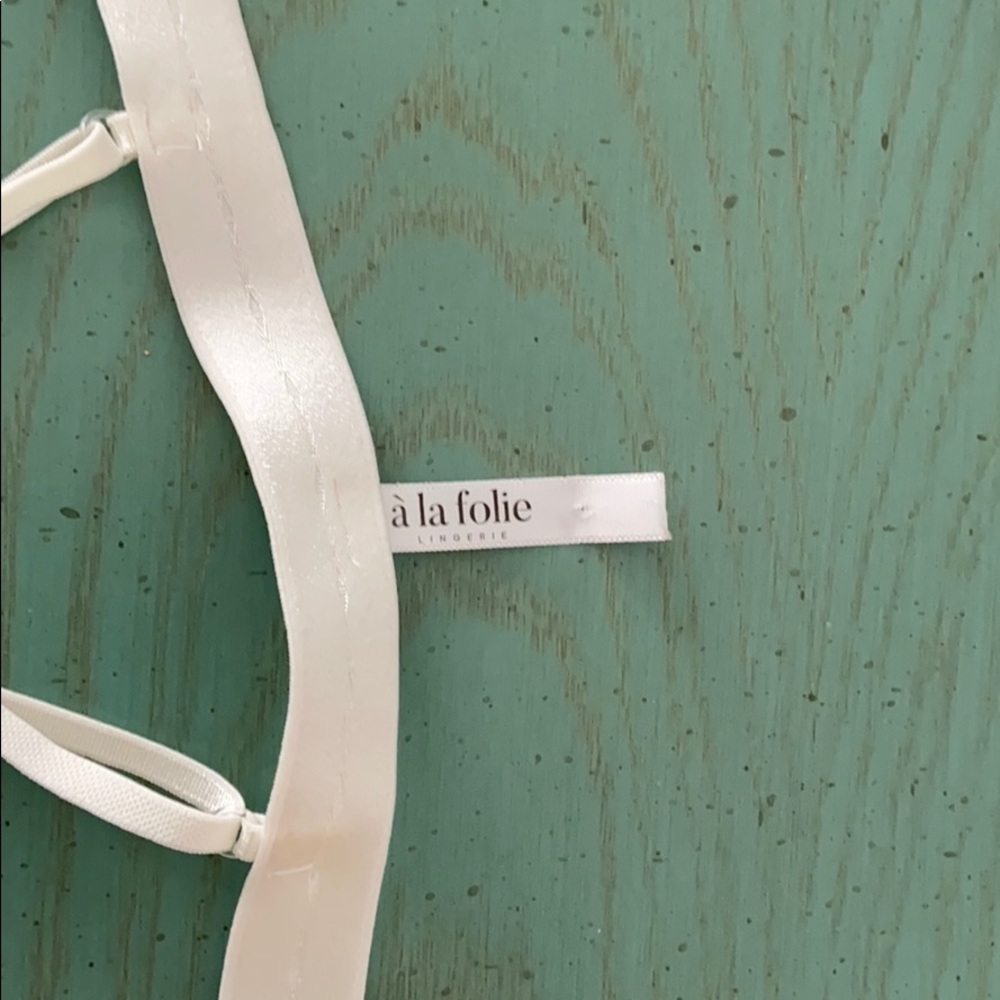 A La Folie white sheer/ribbon florets bralette - Picture 5 of 5